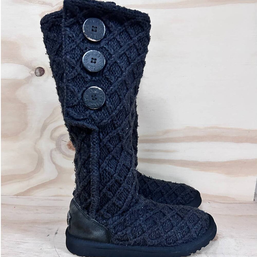 UGG Australia - Lattice Cardy - Boots - Black - Women's - 6 - S/N 3066